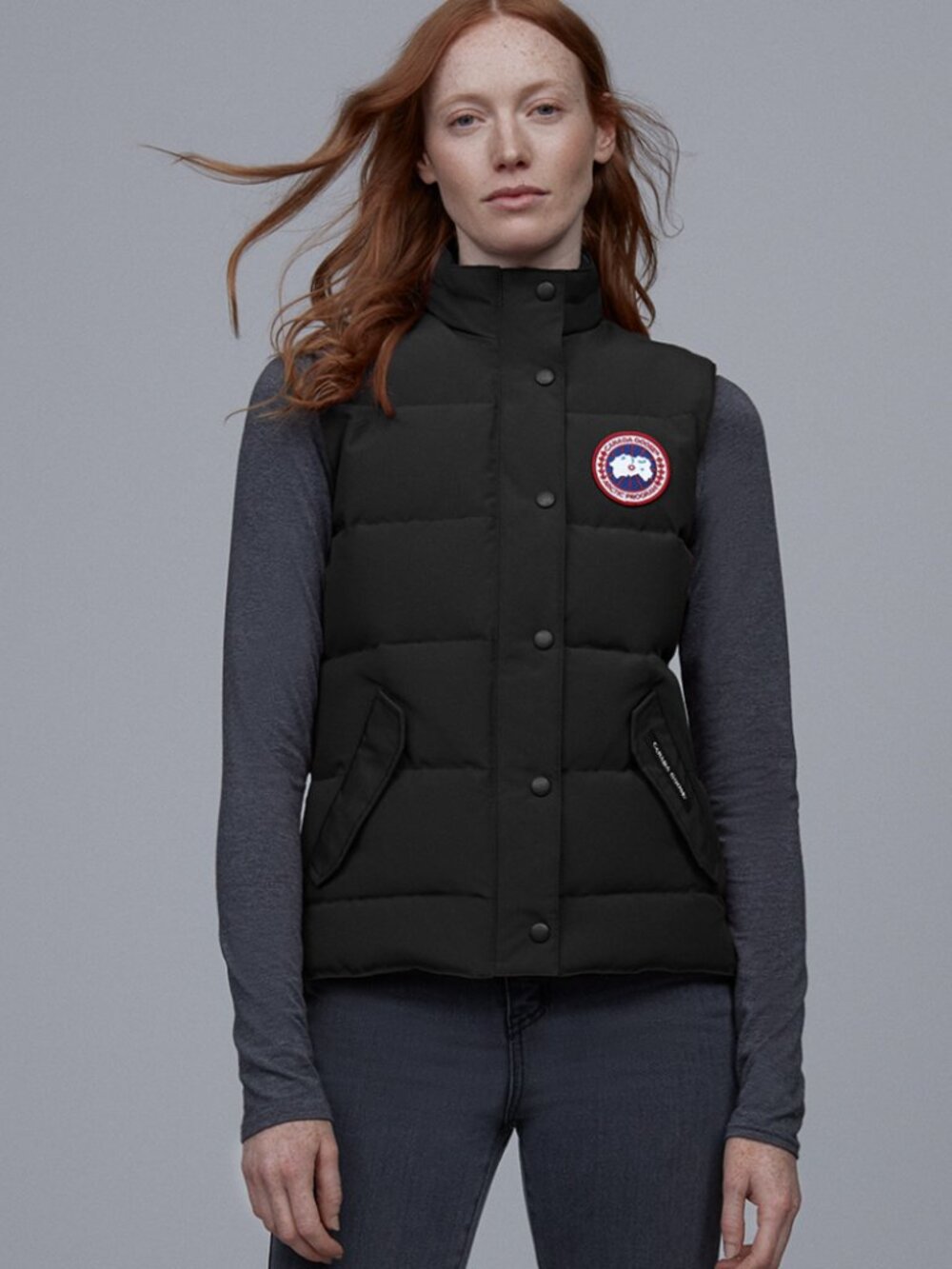 NWT CANADA GOOSE VEST SZ XS